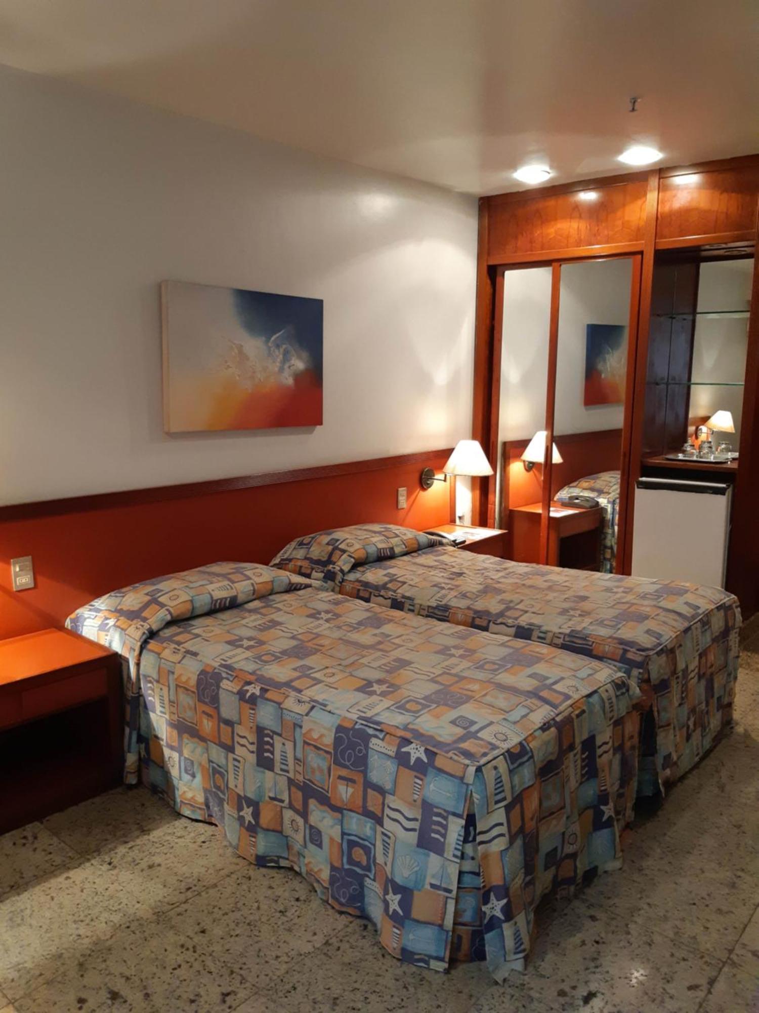 Hotel Oceano Copacabana 3*